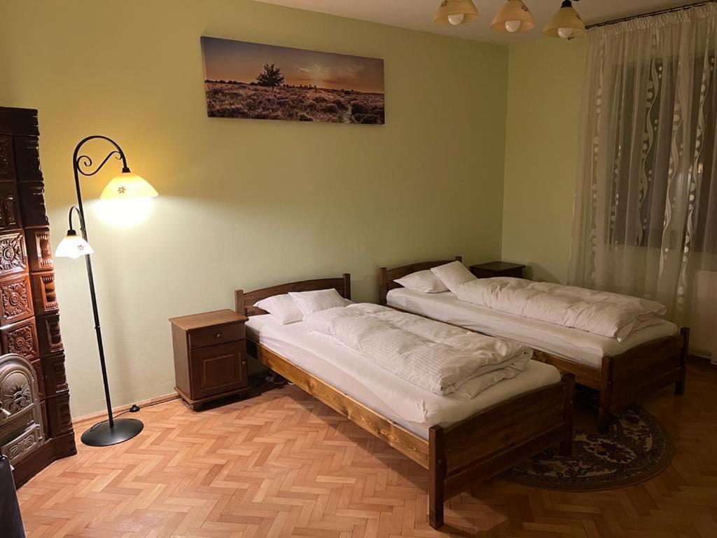 Xili'S Home Sweet Home Brasov Bagian luar foto